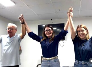 Nelson Gomes e Anna Lorena oficializam dobradinha em Campina Grande para as eleições deste ano