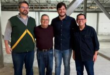 Olímpio Oliveira acompanha prefeito Bruno em visita à obras do Cine Capitólio
