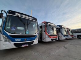 Prefeitura de Campina Grande entrega 20 novos ônibus para a população