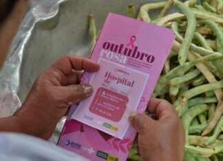 Secretaria Municipal de Saúde realiza ação do Outubro Rosa na Feira Central de Campina Grande nesta sexta-feira
