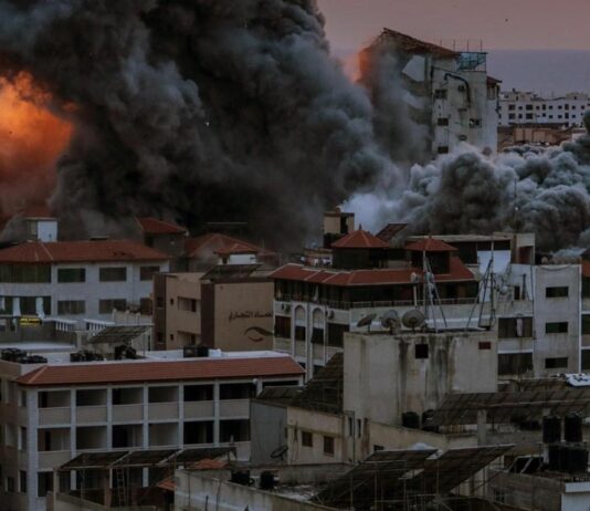 Israel libera primeiros prisioneiros palestinos após acordo de cessar-fogo com Hamas