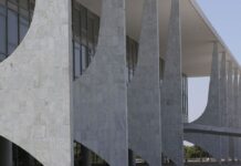 Lula sanciona regulamentação da reforma tributária sobre consumo