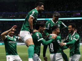 Brasileiro: Palmeiras joga no ritmo de Vitor Roque e goleia o Internacional