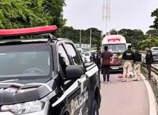 Mulher morre após colisão entre moto e carro na BR-230, em João Pessoa