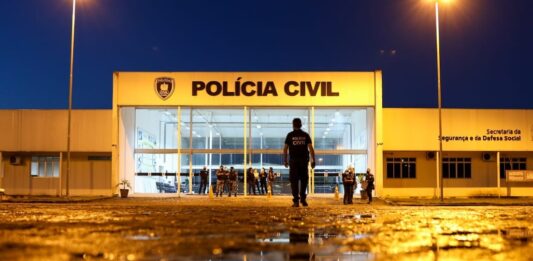 Delegado é afastado após suspeita de ato obsceno em praia de João Pessoa