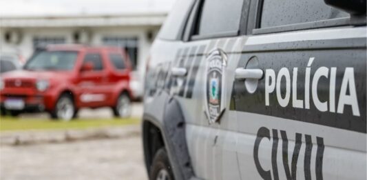 Padre se envolve em confusão dentro de carro e quase provoca acidente na Perimetral Sul