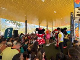 Festa das Crianças promoveu brincadeiras, muita diversão e reuniu cerca de 10 mil pessoas no Parque Evaldo Cruz