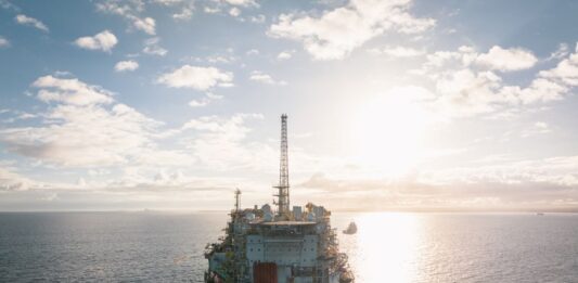 Imposto de 12% sobre exportação de petróleo é estendido por 60 dias