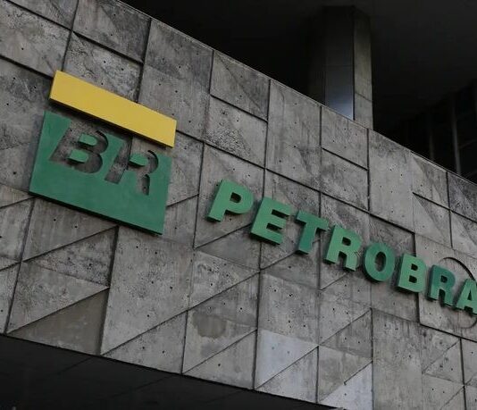 Petrobras anuncia descoberta de petróleo na Foz do Amazonas