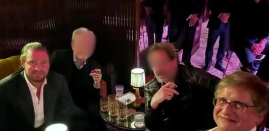 Charuto em Londres: Celular de Vorcaro revela foto com Paulo Gonet em Londres