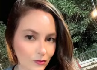 Mulher que morreu após comer em pizzaria é enterrada sob comoção em Pombal, na Paraíba