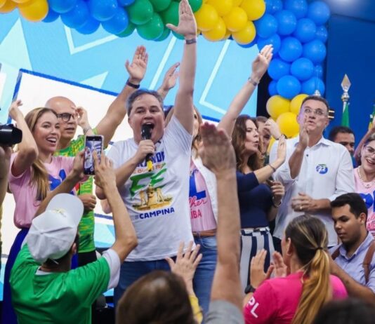 Efraim destaca protagonismo de Campina Grande durante inauguração da nova sede do PL