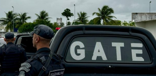 Polícia resgata mãe e filho de cárcere em Alagoa Grande; agente fica ferido durante operação