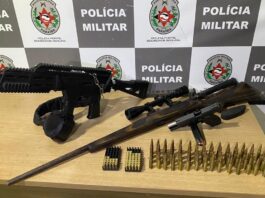 Polícia Militar apreende fuzil, submetralhadora, pistola e drogas em ação em Cabedelo