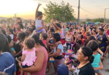 Prefeitura de Campina Grande reúne cerca de mil pessoas com a ‘Chegada do Papai Noel’ no bairro Três Irmãs