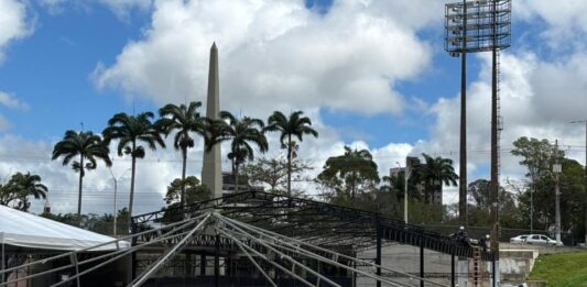 Montagem da estrutura d’O Maior São João do Mundo 2026 tem início em Campina Grande