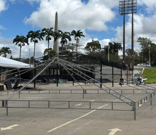 Montagem da estrutura d’O Maior São João do Mundo 2026 tem início em Campina Grande