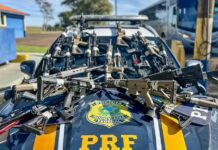 Maior ação da história da PRF apreende 26 fuzis no Paraná