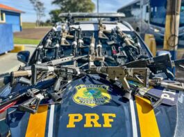 Maior ação da história da PRF apreende 26 fuzis no Paraná