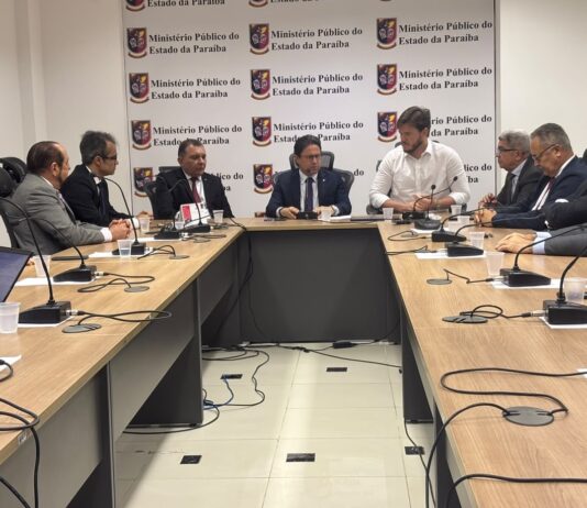Procon Campina Grande e Ministério Público firmam acordo para fortalecer a defesa do consumidor