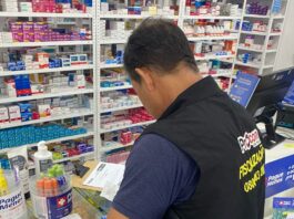 Procon-JP autua três farmácias e apreende mais de 100 produtos irregulares