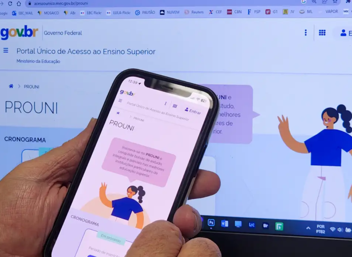 prou78805a221a988e79ef3f42d7c5bfd418-180