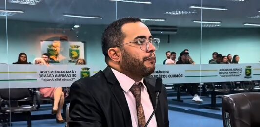Rafafá apresenta propostas para ampliar políticas de proteção animal em Campina Grande