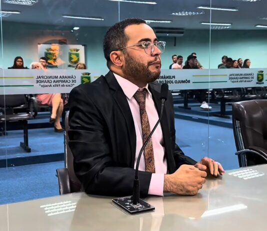Rafafá apresenta propostas para ampliar políticas de proteção animal em Campina Grande