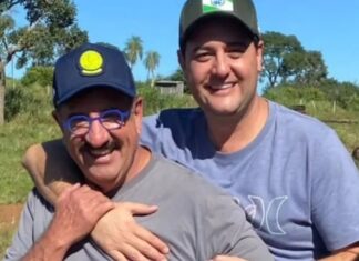 Ratinho apoia filho após desistência de candidatura à Presidência