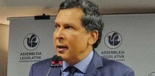 Ricardo Barbosa desiste da disputa pela Prefeitura de Cabedelo