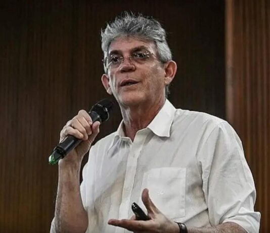 Ricardo Coutinho defende candidatura própria do PT ao Governo da Paraíba