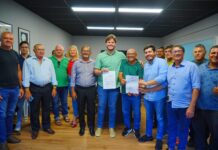 Bruno sanciona lei que amplia as alternativas de uso de veículos pelos 583 taxistas de CG