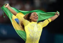 Rebeca Andrade é prata no individual geral na ginástica em Paris