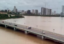 Chuvas em Recife geram deslizamentos de terra, causam seis mortes e mantêm região em alerta máximo
