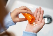 Anvisa proíbe lotes de medicamento para tratar câncer