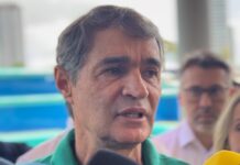 Romero Rodrigues provoca especulações sobre alianças do Podemos para 2026: “Nosso partido não está à venda”