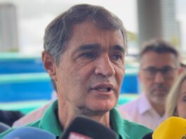 Romero Rodrigues provoca especulações sobre alianças do Podemos para 2026: “Nosso partido não está à venda”