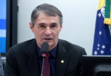 Romero Rodrigues defende pensão vitalícia para crianças com microcefalia e vota pela derrubada do veto