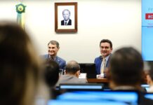 Romero Rodrigues recebe ministro Celso Sabino na Comissão de Turismo