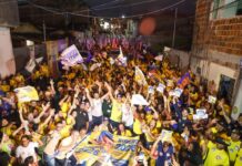 Romero faz caminhada histórica no Pedregal