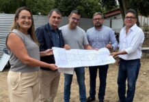 Deputado Romero recebe comenda de Amigo do Ensino e da Saúde do CCBS da UFCG