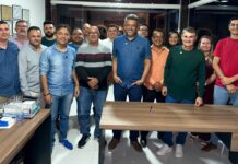 Deputado Romero Rodrigues participa de assinatura da autorização para publicação do edital de licitação que vai garantir obras de calçamento em comunidades rurais de Massaranduba