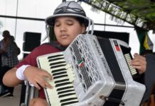 Arraiá do CER celebra inclusão, afeto e tradição junina em manhã de confraternização na “Cidade do Forró”