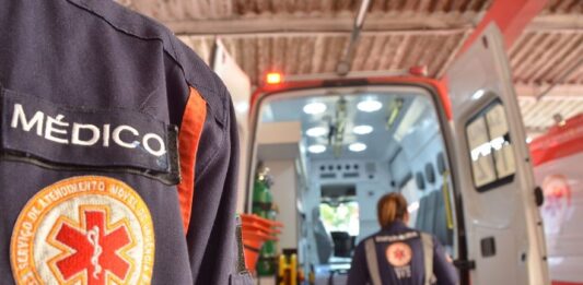 Menino de dois anos morre após ser atropelado acidentalmente pelo pai