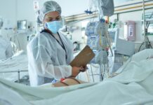 Mulheres passam a ter direito a acompanhante em atendimento de saúde