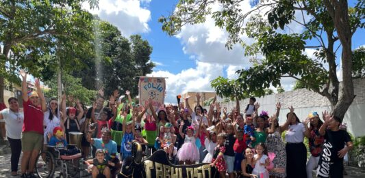 Folia da Inclusão: Prefeitura realiza evento recordando o Carnaval, para incluídas do programa Colo pra Mãe