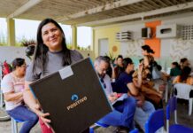 Secretaria de Educação de CG realiza a entrega de 70 notebooks aos novos profissionais da Rede Municipal