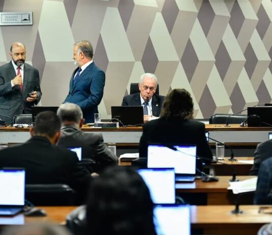 Comissão do Senado deve analisar novo Código Eleitoral nesta semana