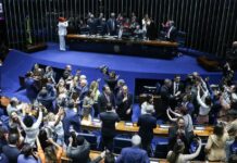 Senado aprova fim da escala 6×1 e redução da jornada de trabalho