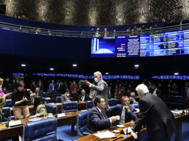 Senado aprova taxação de 20% em compras internacionais de até US$ 50